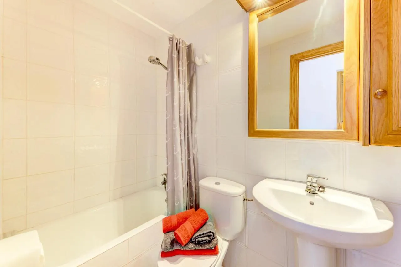 Can Gelaberts Muro Villa